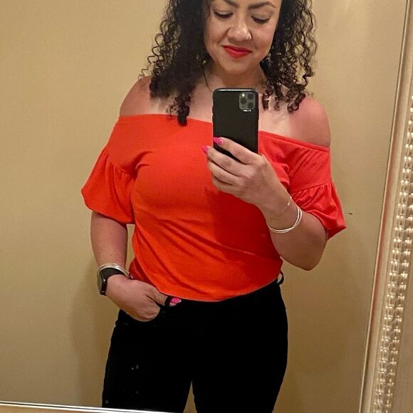 Love Fire Rib Knit Off Shoulder Top Hibiscus - Picture 6 of 12